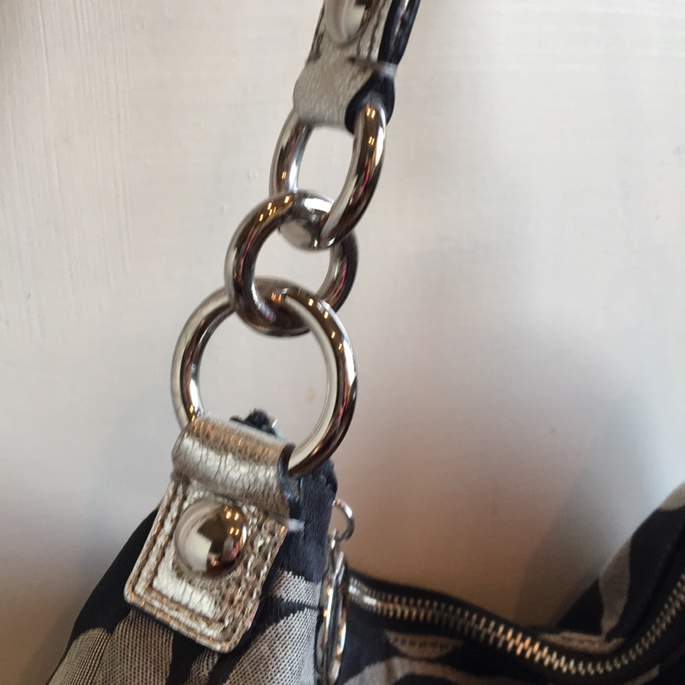 Coach Purse - Picture 3 of 8